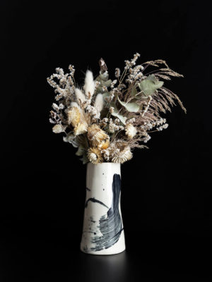 אגרטל שחור-לבן